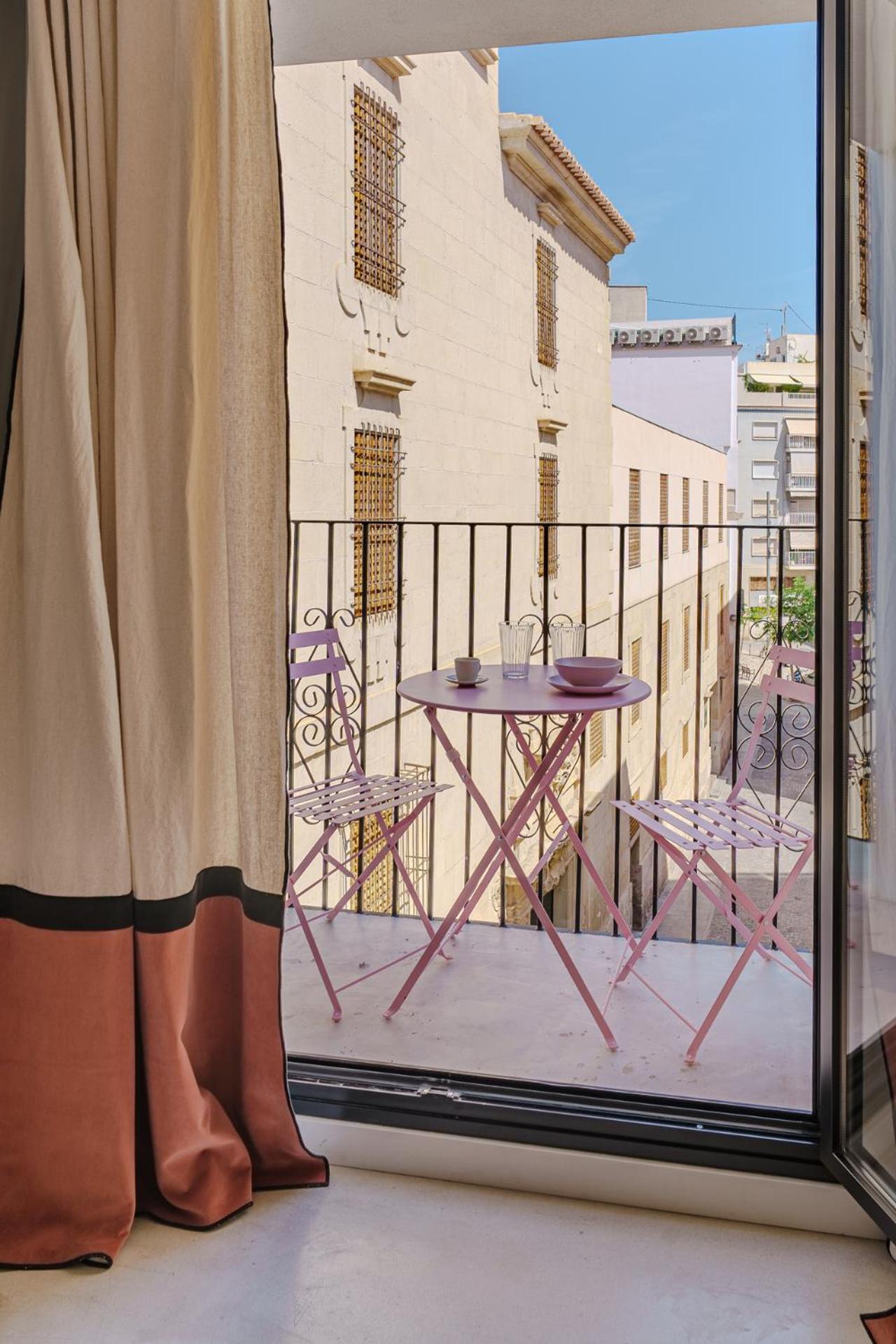 Apartment With Exceptional Charm In Historic Center Of 阿利坎特 外观 照片